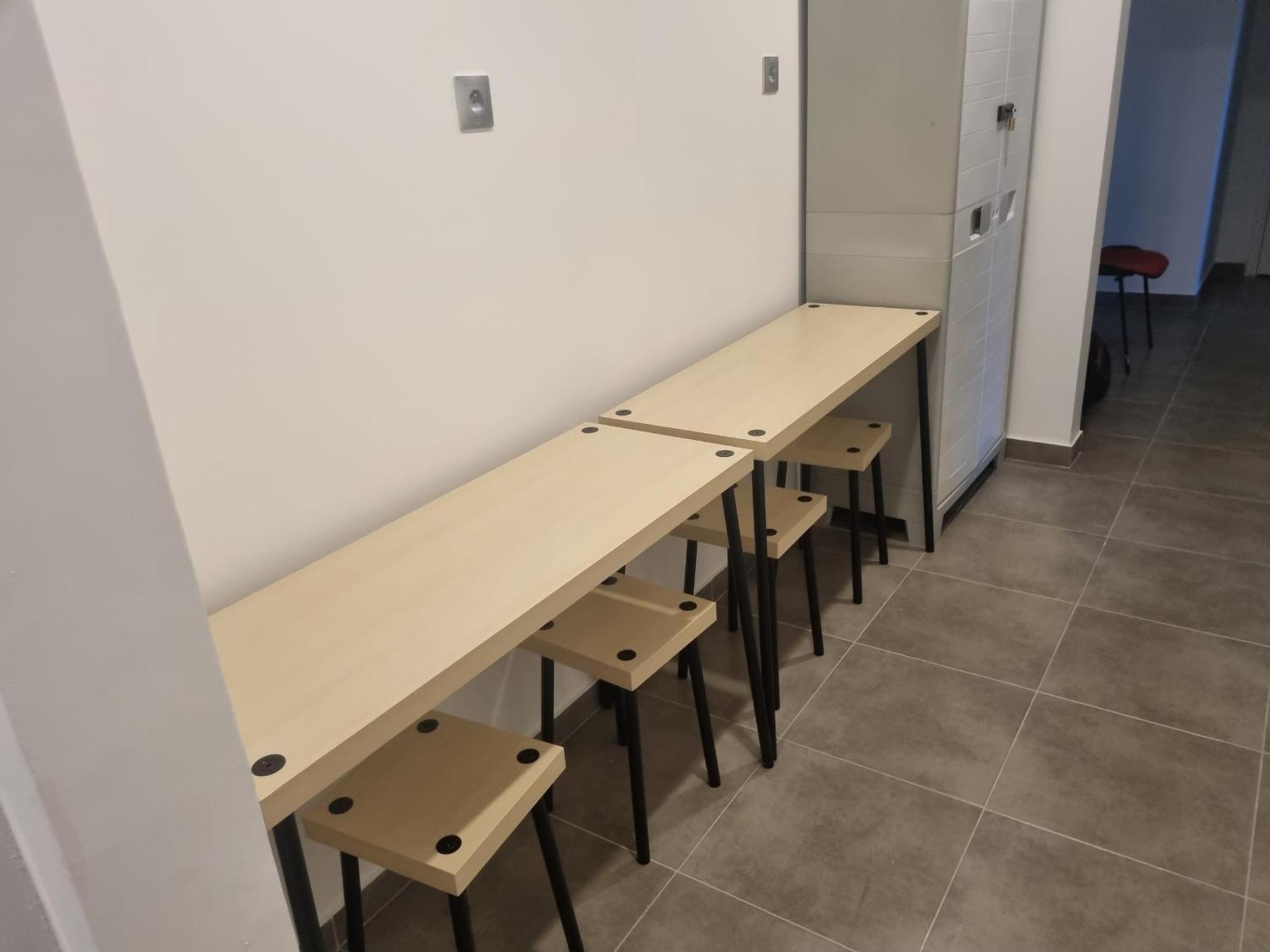 Chambre Privative Renove 2024, Climatisation, Tramway Sur Place , 12 Min Centre, 16 Min Plage, Apercu Lateral Mer, 2 Wc Avec 2 Salle De Bain, Private Room Renovated 2024, Air-Conditioned , Tram On Spot, 2 Toilets And 2 Bathrooms Nizza Exterior foto